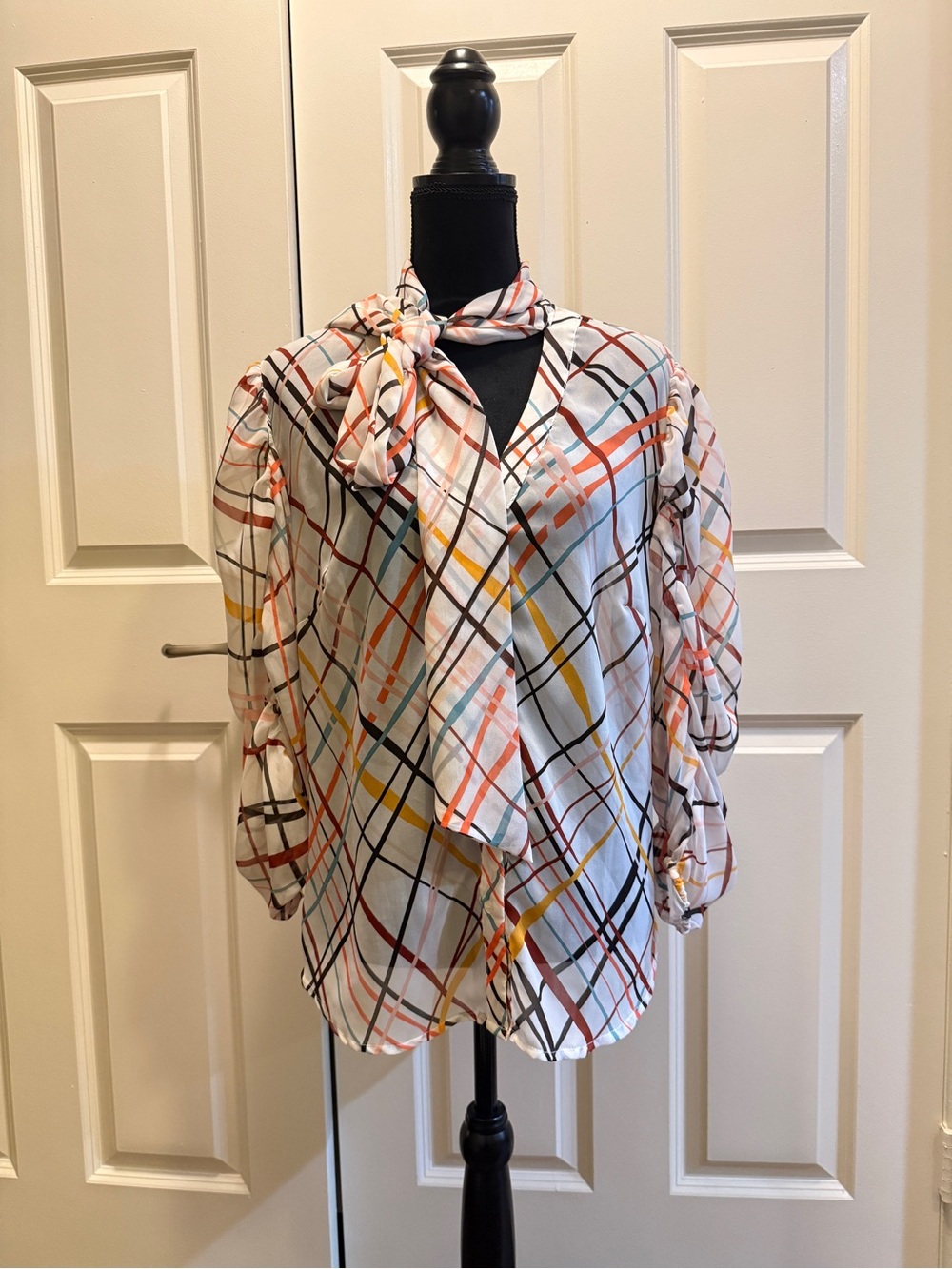 New York & Company White Multi Plaid Tie-Neck Button-Down Blouse